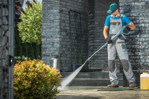 Best Animal Enclosure Cleaning  in Hyrum, UT